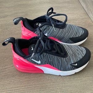Girls Nike AirMax 270 in great condition